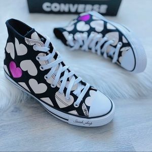 NWT Converse Chuck Taylor All Star Women’s Shoes